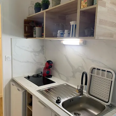 Sur Le Port De St Martin De Re Saint-Martin-de-Ré