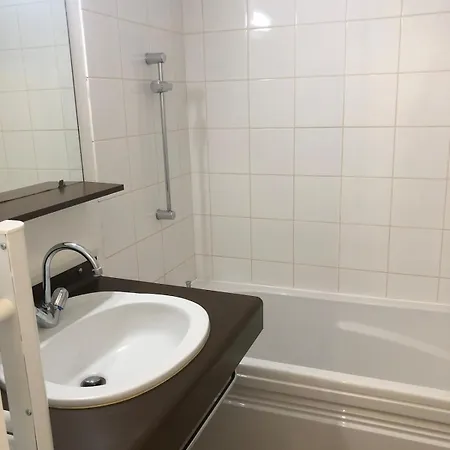 Sur Le Port De St Martin De Ré Appartement