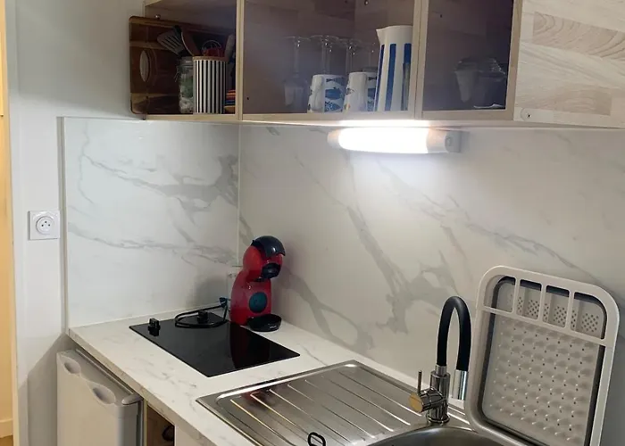 Sur Le Port De St Martin De Re Saint-Martin-de-Ré